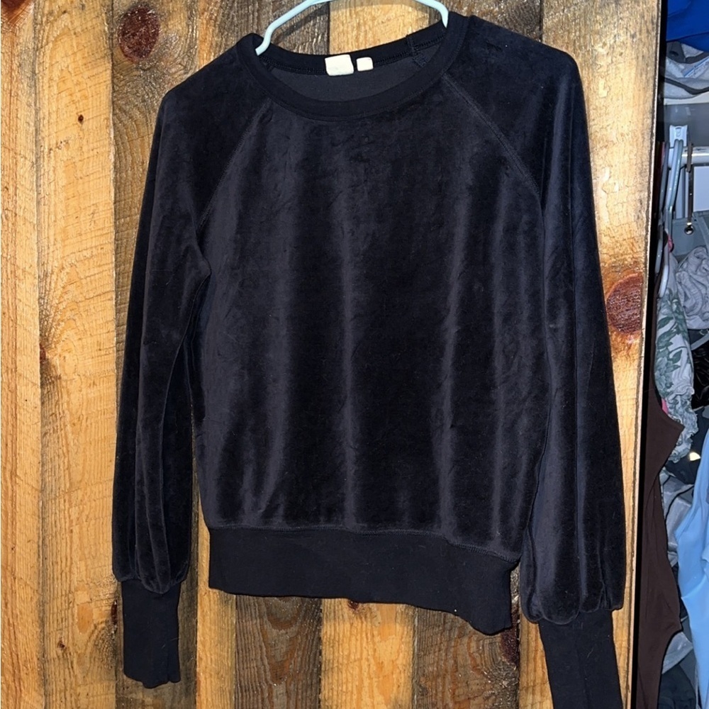 Cozy crewneck top